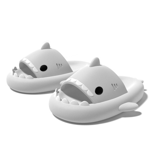 Cloudshark - stylowe kapcie w kształcie rekina - Szare.jpeg