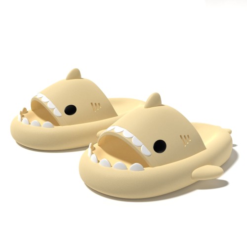 Cloudshark - stylowe kapcie w kształcie rekina - Lightyellow.jpeg