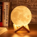 Moon - Lampka nocna do sypialni w kształcie księzyca - Ciepły i Zimny kolor LED - Idealna dla dzieci! - main.jpeg