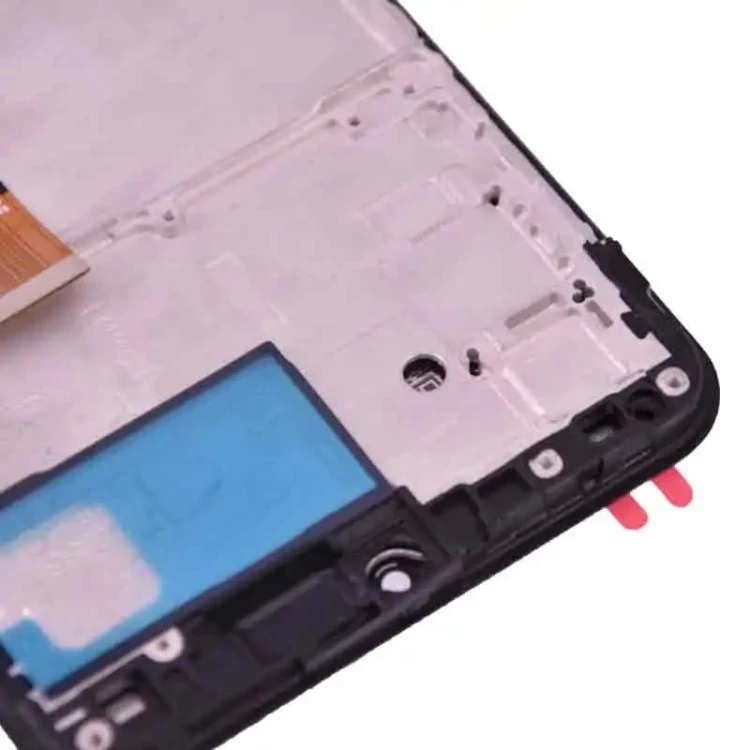 wyswietlacz-lcd-z-ramka-samsung-galaxy-m33-5g-m336b-m336bu-przyblizenie-taśmy.jpg
