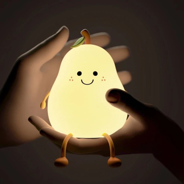 Lampka-nocna-Swiecąca-gruszka-main-2.jpg