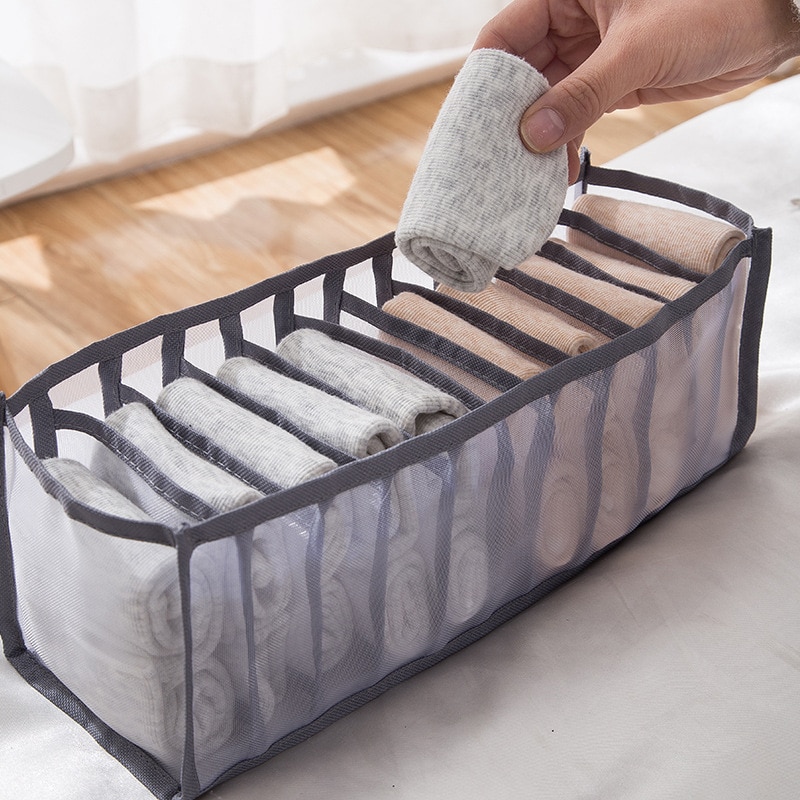 bielizna w organizerze